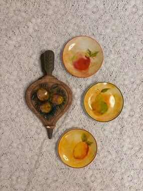 VTG Susan Winget Fruit Ceramic Small Plate & Plaster Bellows Wall Plaque